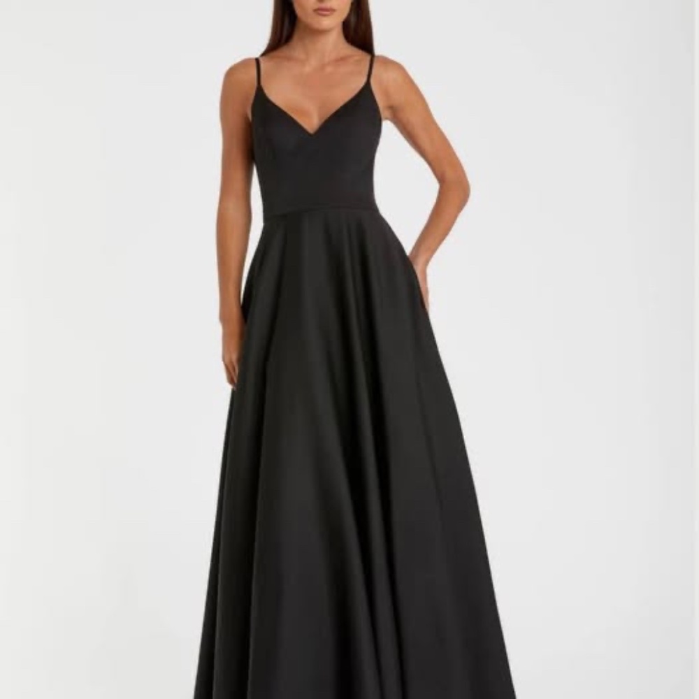 Ieena for Mac Duggal Black Classic A-Line Formal Dress Size 0